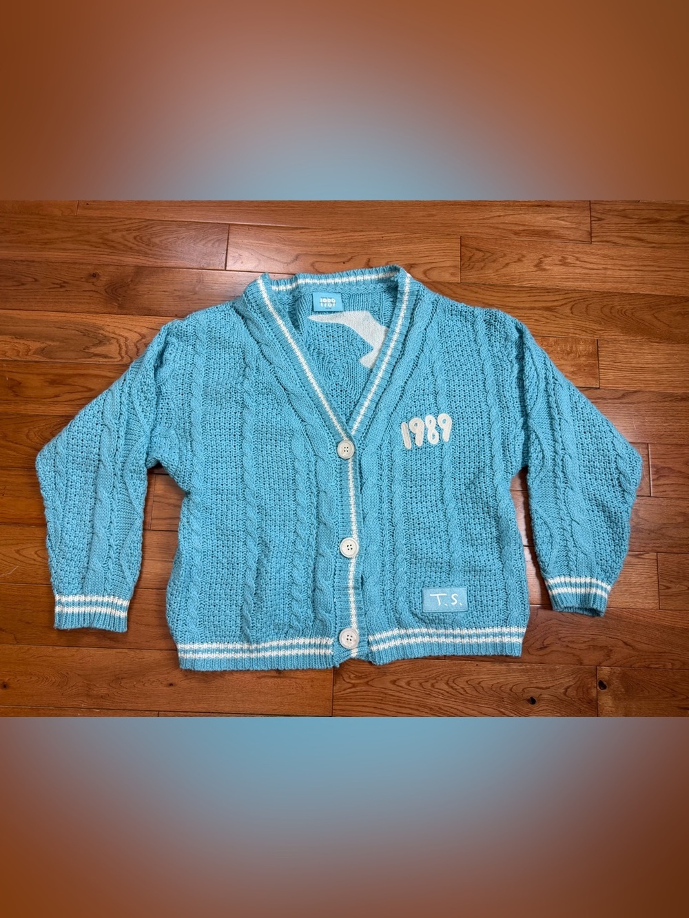 Authentic Taylor Swift 1989 (Taylor’s Version) Cable Knit Cardigan NWOT